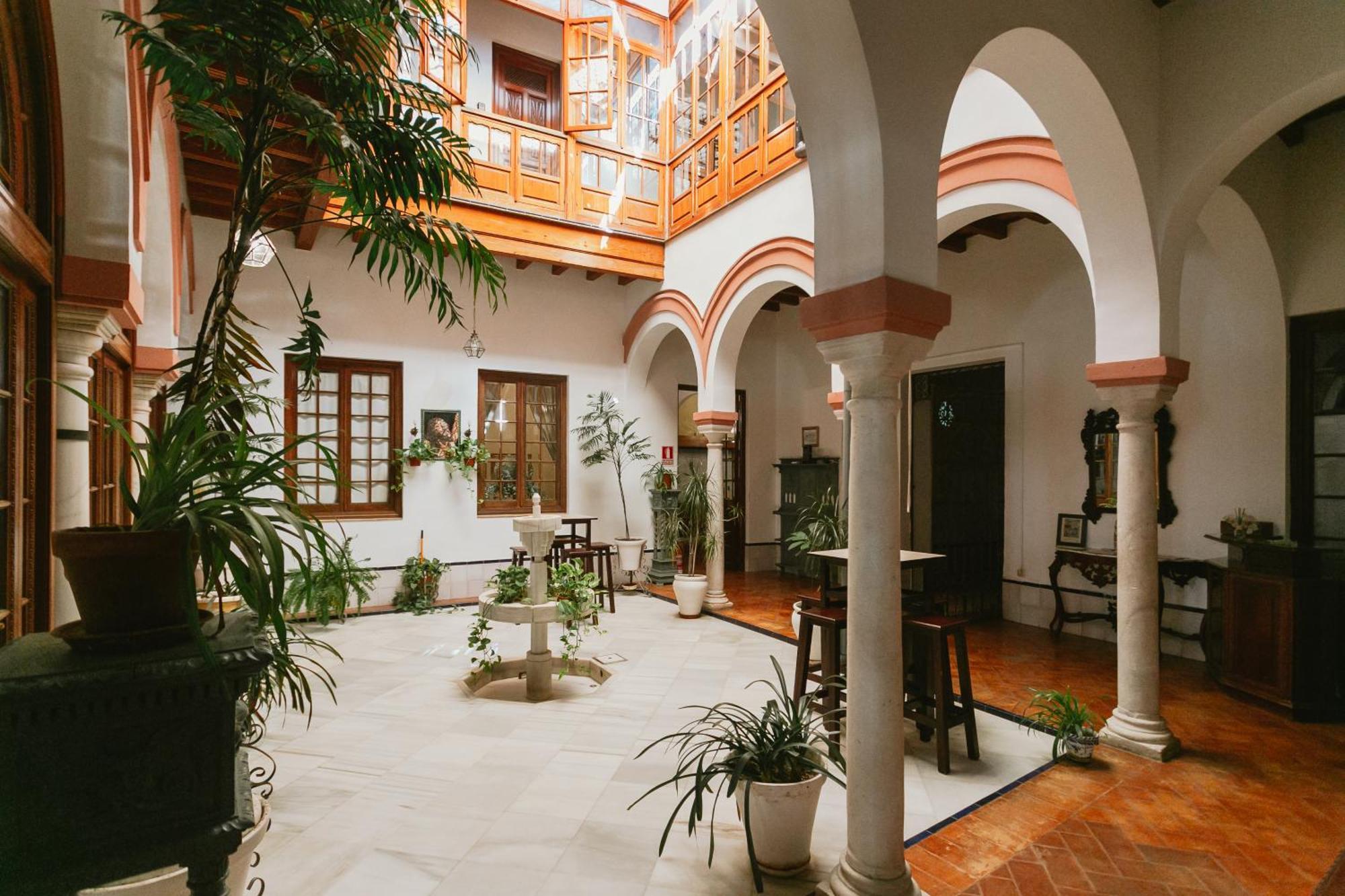 Komodo Casa Maravillas Rooms Sevilla Eksteriør billede