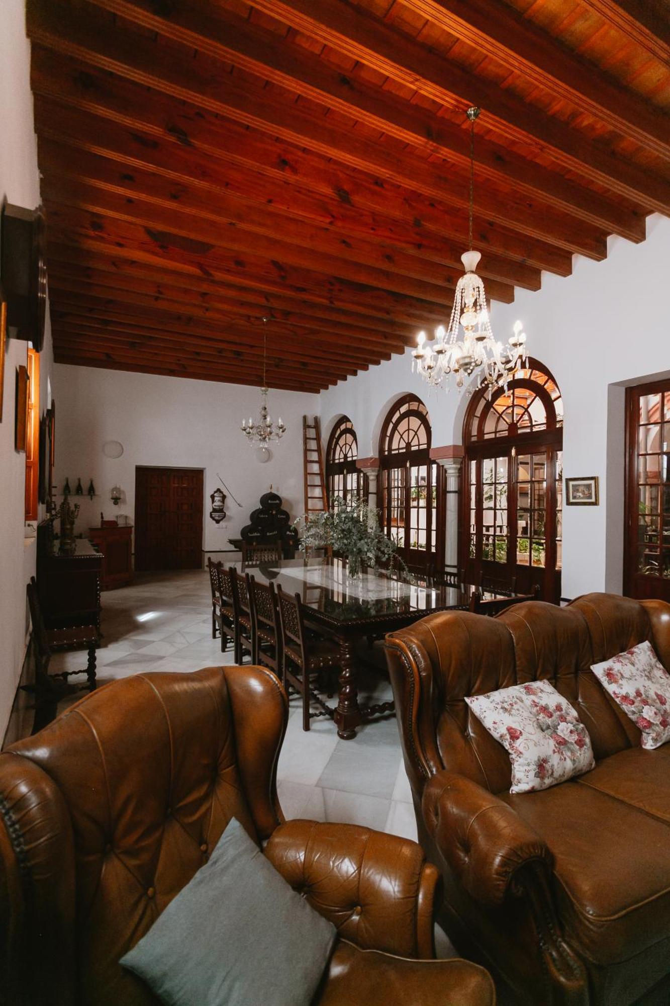 Komodo Casa Maravillas Rooms Sevilla Eksteriør billede