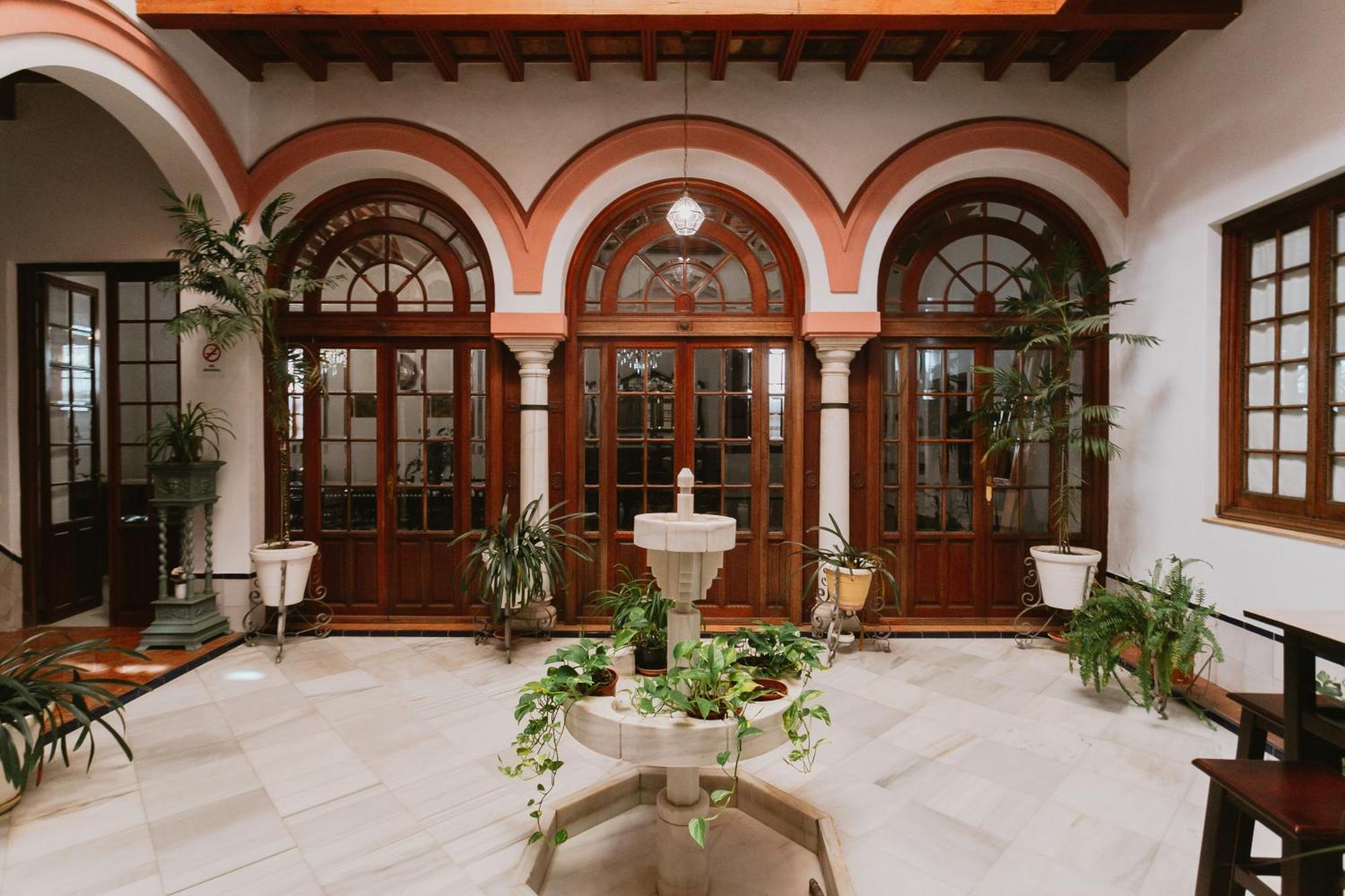 Komodo Casa Maravillas Rooms Sevilla Eksteriør billede